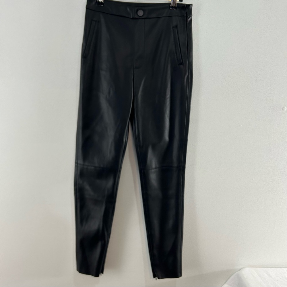 Zara Women’s Black Faux Leather High Waist  Raw Hem Pants‎ Size Small EUC